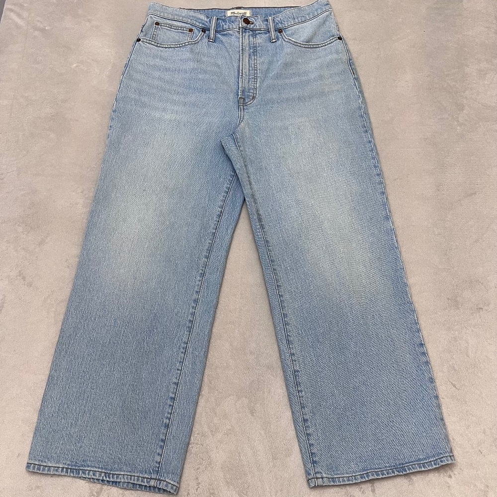 Madewell Light Blue Cropped Ankle Jeans - Picture 3 of 13